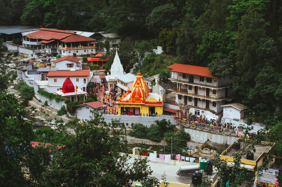 Kainchi Dham Tour Package