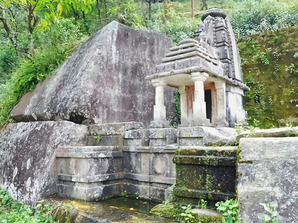 Ek Hathiya Deval Temple pithoragarh