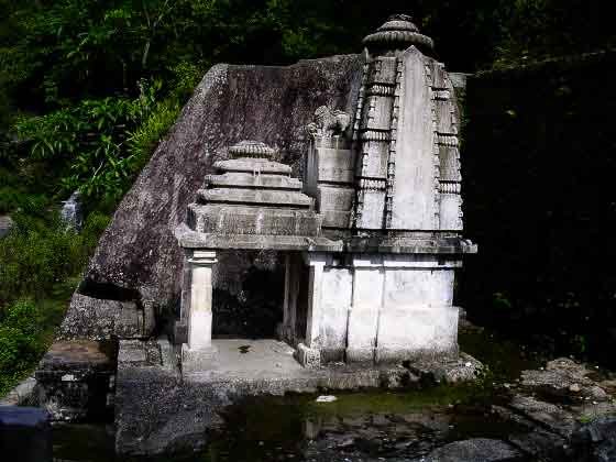 Temples in Pithoragarh
Ek Hathiya Deval Temple pithoragarh